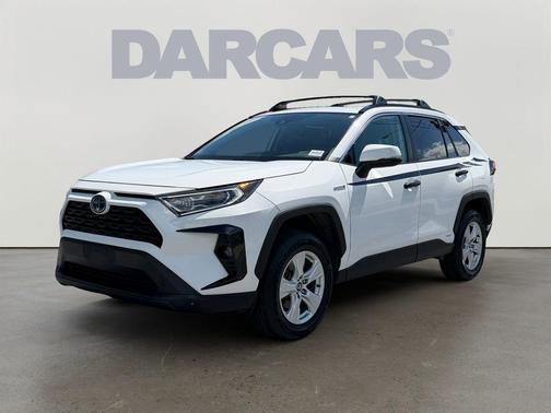 Super White 2021 Toyota RAV4 Hybrid XLE