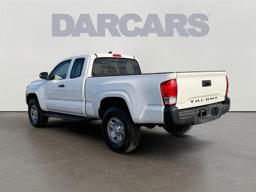 2017 Toyota Tacoma SR