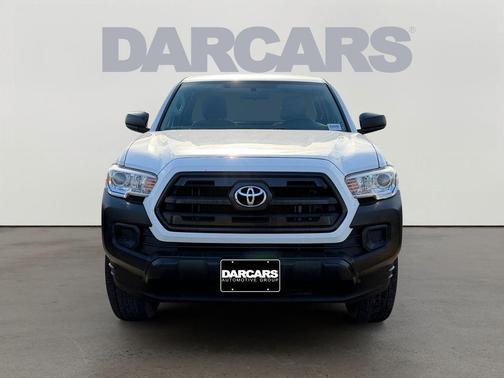 2017 Toyota Tacoma SR