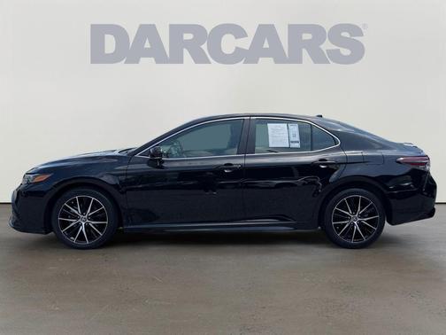 Midnight Black Metallic 2024 Toyota Camry SE