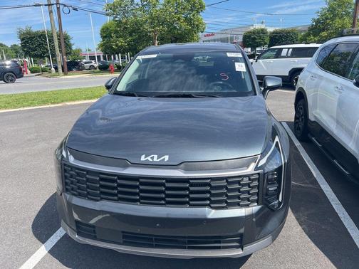 Fusion Black 2026 Kia Sportage Hybrid LX