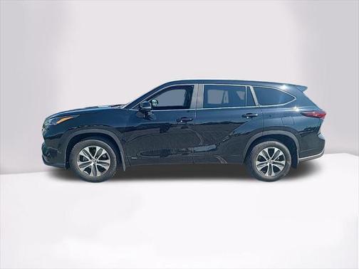 2024 Toyota Highlander Hybrid XLE