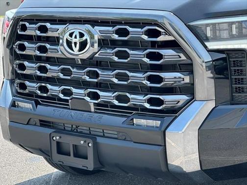 2025 Toyota Tundra Platinum