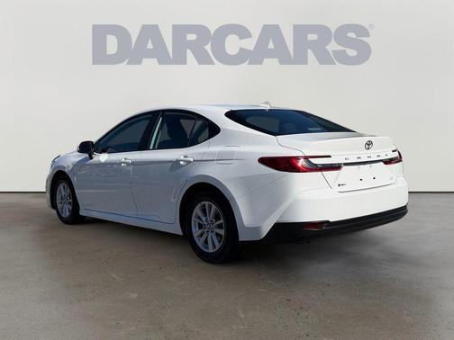 Ice 2025 Toyota Camry LE