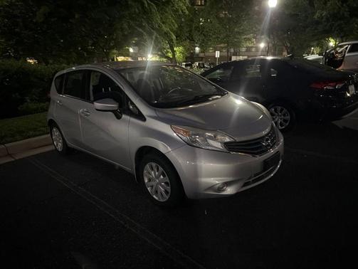 Brilliant Silver Metallic 2015 Nissan Versa Note SV