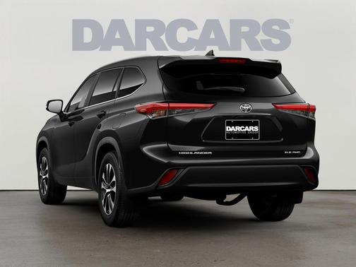 Midnight Black Metallic 2026 Toyota Highlander XLE