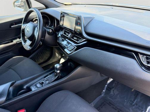 Black Sand Pearl 2018 Toyota C-HR XLE