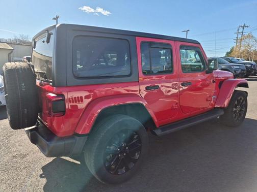 2022 Jeep Wrangler Unlimited 4xe Sahara