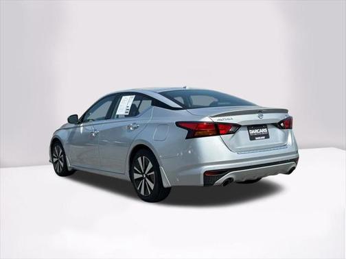 2022 Nissan Altima 2.5 SL