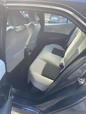 2025 Toyota Corolla Hatchback SE