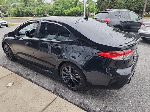 Midnight Black Metallic 2025 Toyota Corolla SE