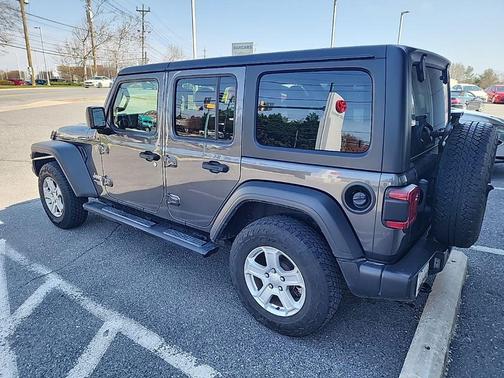Granite Crystal Metallic Clearcoat 2021 Jeep Wrangler Unlimited Sport