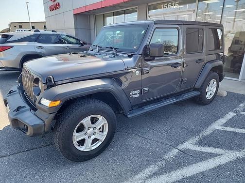 Granite Crystal Metallic Clearcoat 2021 Jeep Wrangler Unlimited Sport