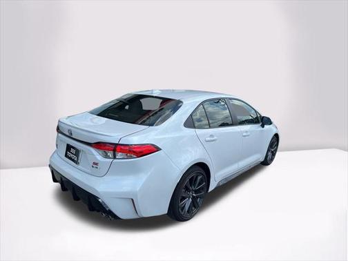 2025 Toyota Corolla Hybrid SE