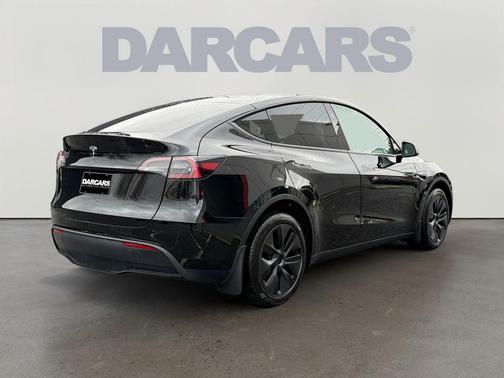 2025 Tesla Model Y Long Range Dual Motor Rear-Wheel Drive
