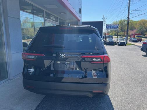 Midnight Black Metallic 2024 Toyota Grand Highlander XLE