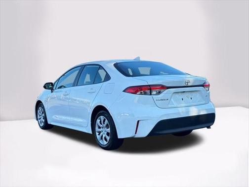 Ice 2024 Toyota Corolla LE