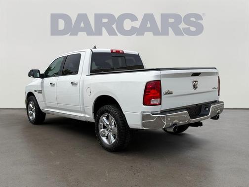 Bright White Clearcoat 2018 RAM 1500 Big Horn