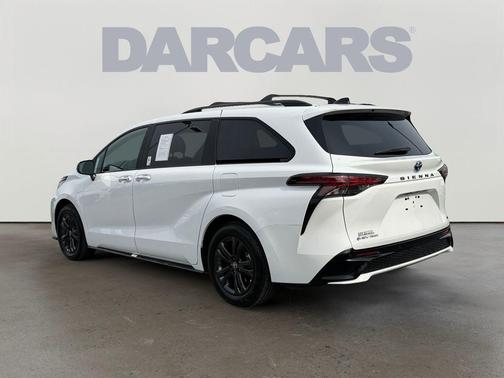 2025 Toyota Sienna XSE 7 Passenger