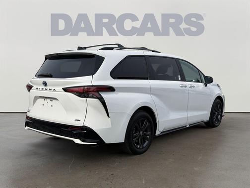 2025 Toyota Sienna XSE 7 Passenger