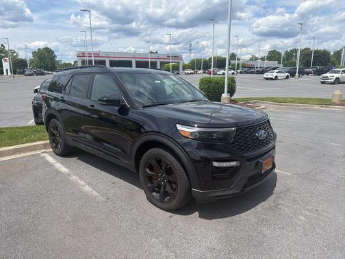 Agate Black Metallic 2023 Ford Explorer ST