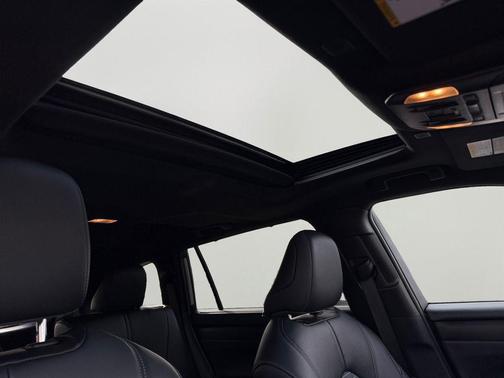 2024 Toyota Highlander XSE