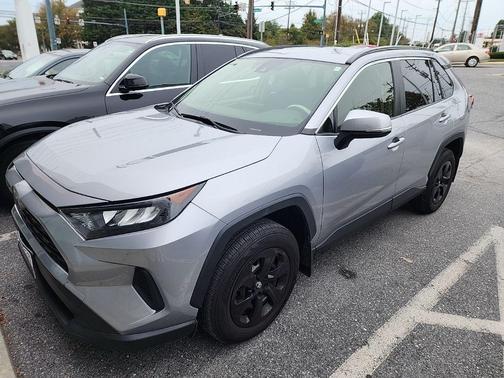2019 Toyota RAV4 LE