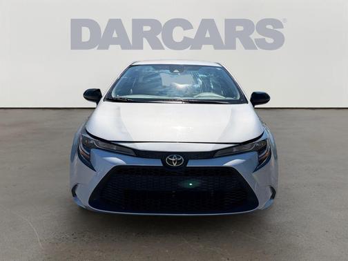 Classic Silver Metallic 2021 Toyota Corolla LE