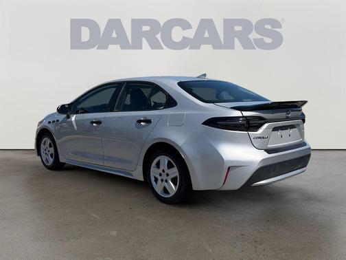 Classic Silver Metallic 2021 Toyota Corolla LE