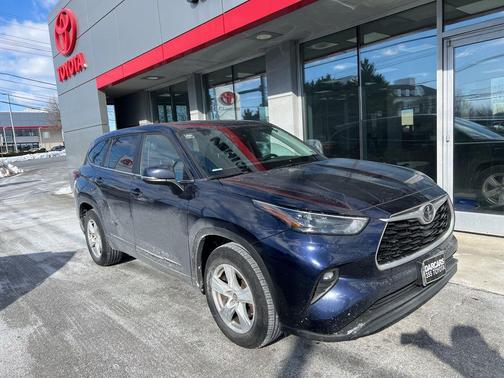 2023 Toyota Highlander LE