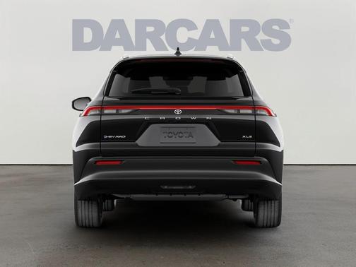 2025 Toyota Crown Signia XLE