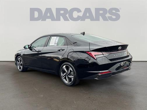 2022 Hyundai ELANTRA HEV Limited