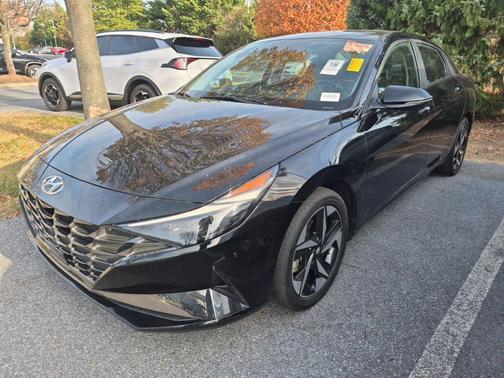 2022 Hyundai ELANTRA HEV Limited