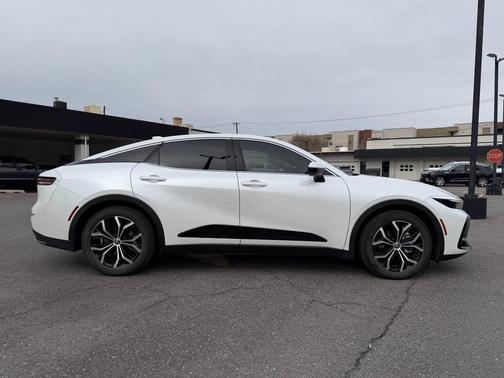 2024 Toyota Crown Limited