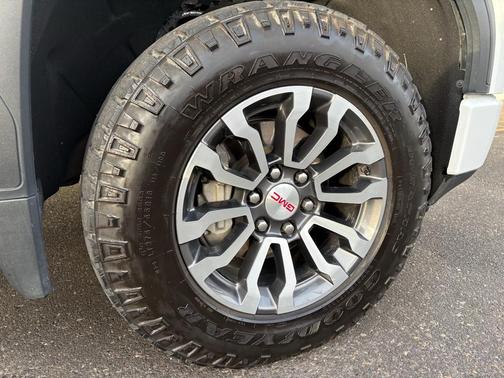 2020 GMC Sierra 1500 AT4