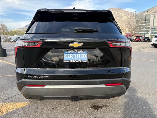 Mosaic Black Metallic 2025 Chevrolet Equinox LT