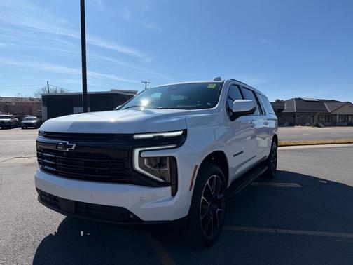 2025 Chevrolet Suburban RST
