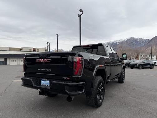2024 GMC Sierra 3500 AT4