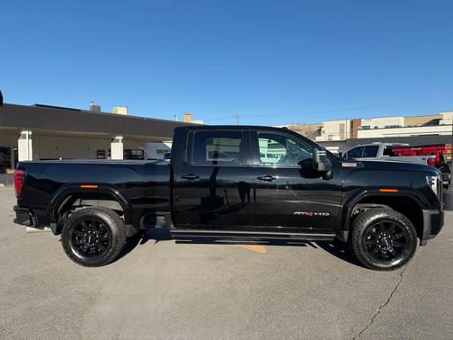2024 GMC Sierra 3500 AT4