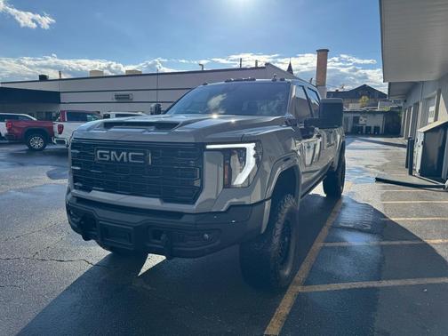 2025 GMC Sierra 2500 AT4X