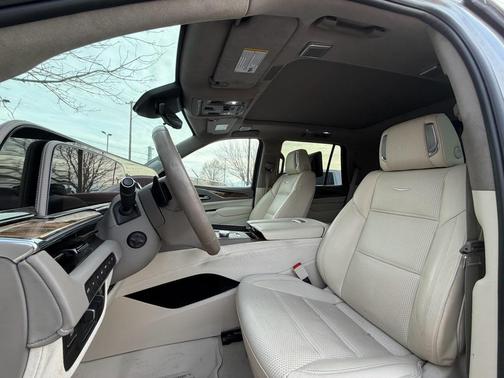 2024 Cadillac Escalade Premium Luxury Platinum