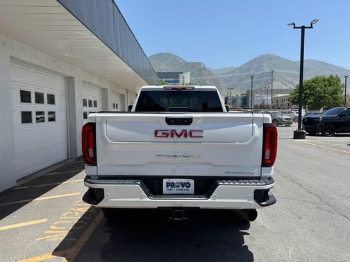 2020 GMC Sierra 3500 Denali