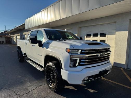2022 Chevrolet Silverado 3500 High Country