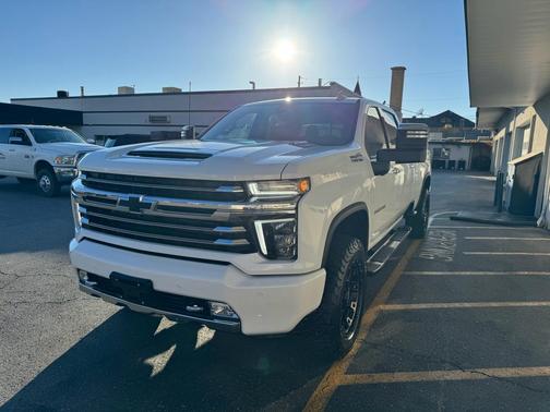 2022 Chevrolet Silverado 3500 High Country