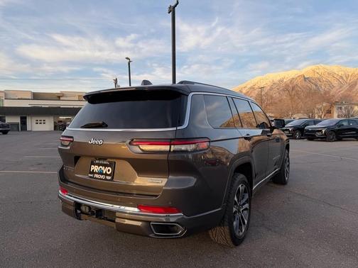 2022 Jeep Grand Cherokee L Overland