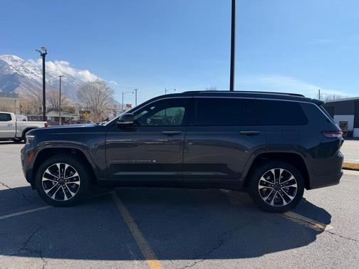 2022 Jeep Grand Cherokee L Overland