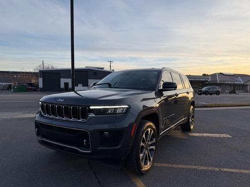 2022 Jeep Grand Cherokee L Overland