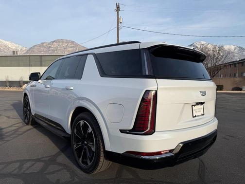 2026 Cadillac Escalade IQL Sport