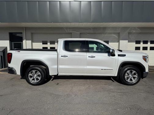 2022 GMC Sierra 1500 Limited SLT
