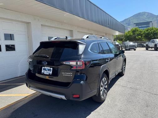 2024 Subaru Outback Touring XT